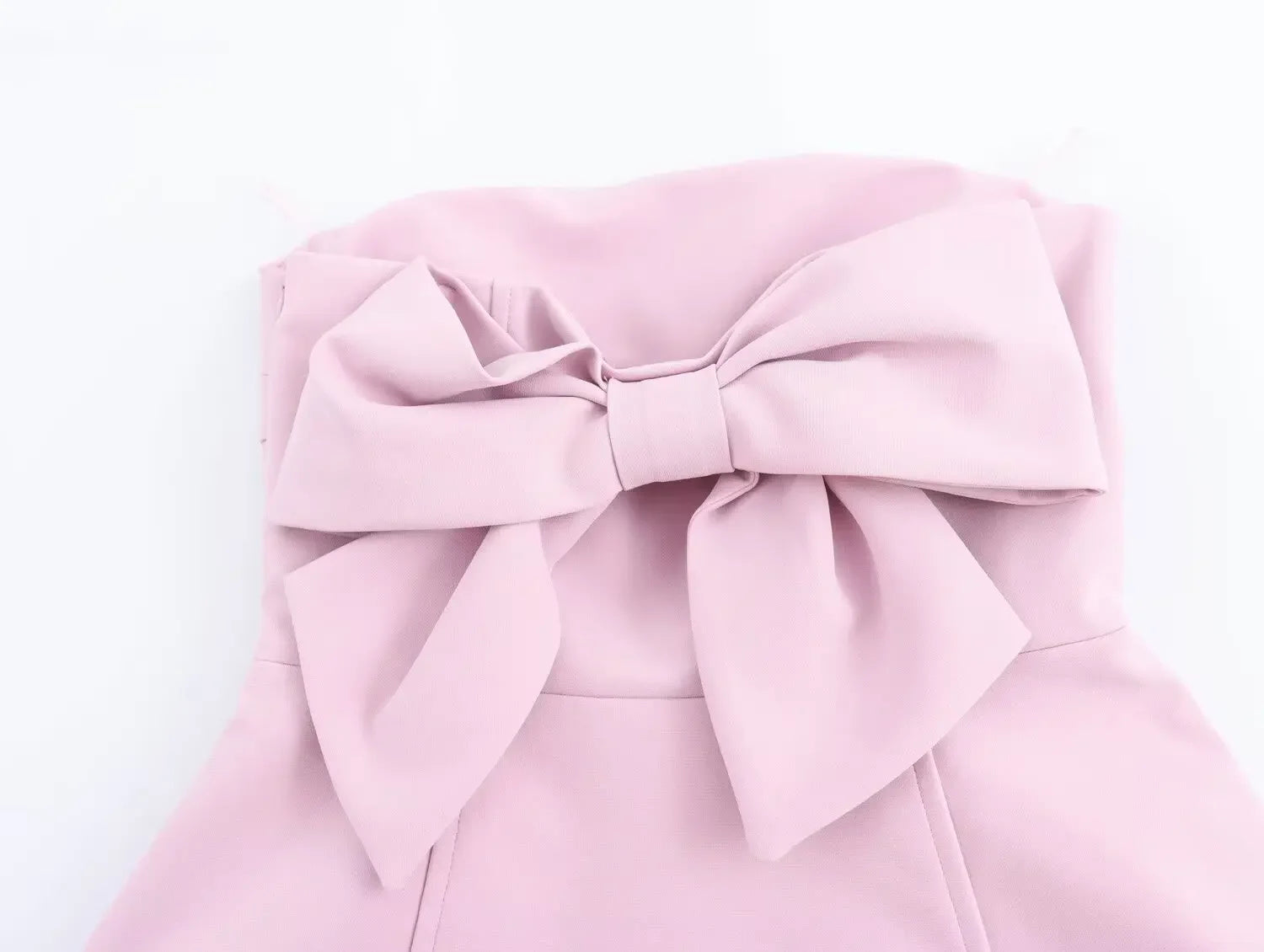 Mini Vestido Sem Alças com Laço - Tendência
