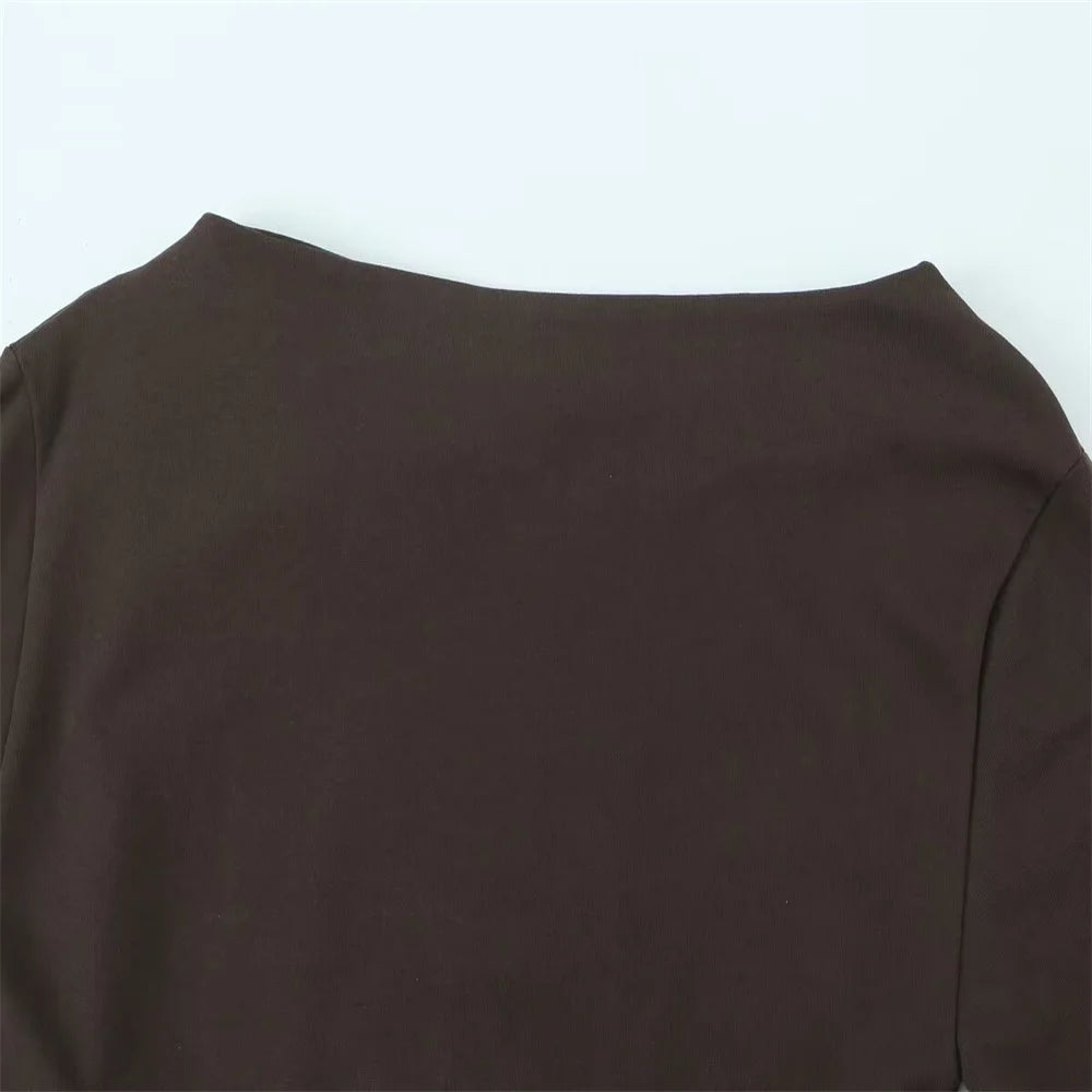 BM&MD&ZA Camiseta feminina bege de manga comprida com ombro de fora, design assimétrico franzido para uso elegante e confortável