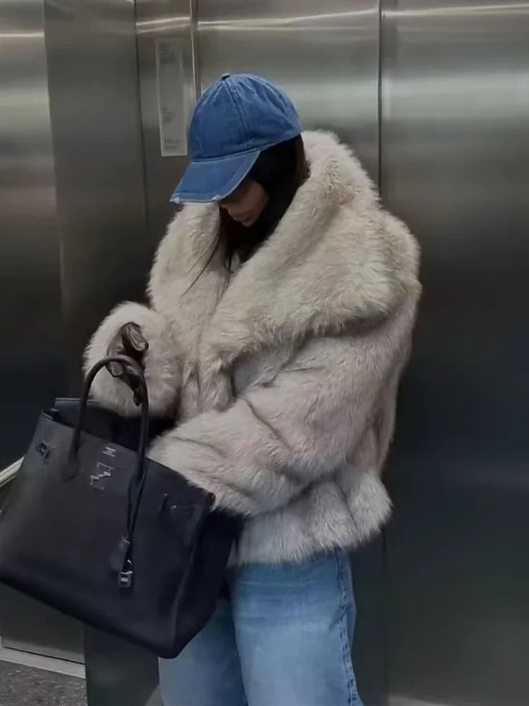 Traf 2024 mulher outono inverno casaco de pele do falso pelúcia fofo jaqueta feminina novo em outerwears branco vermelho cinza preto lã misturas casacos