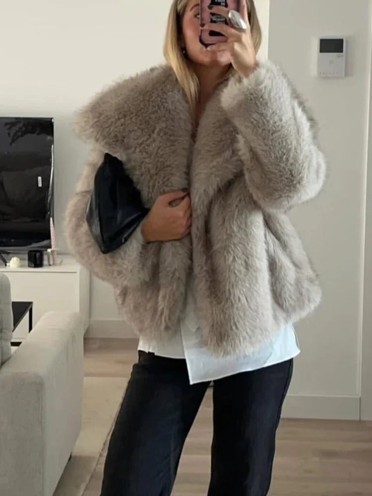 Traf 2024 mulher outono inverno casaco de pele do falso pelúcia fofo jaqueta feminina novo em outerwears branco vermelho cinza preto lã misturas casacos