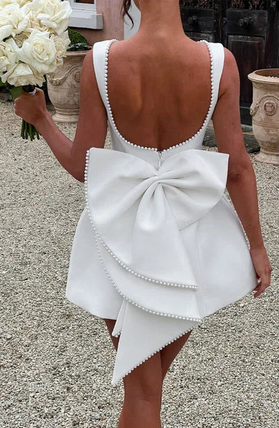 Elegante pérola arco sem costas vestido curto feminino o pescoço mini vestidos de noite preto branco rosa chique verão novo casamento convidado 2025