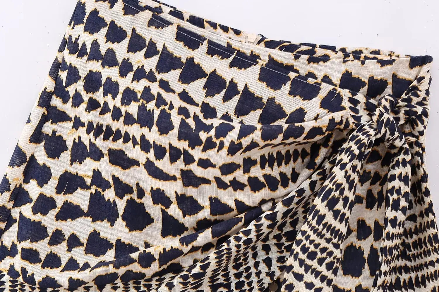 Impressão geométrica vintage feminina atada mini saia de sarong, saia de zíper casual feminina, miolização borla, QUN4078