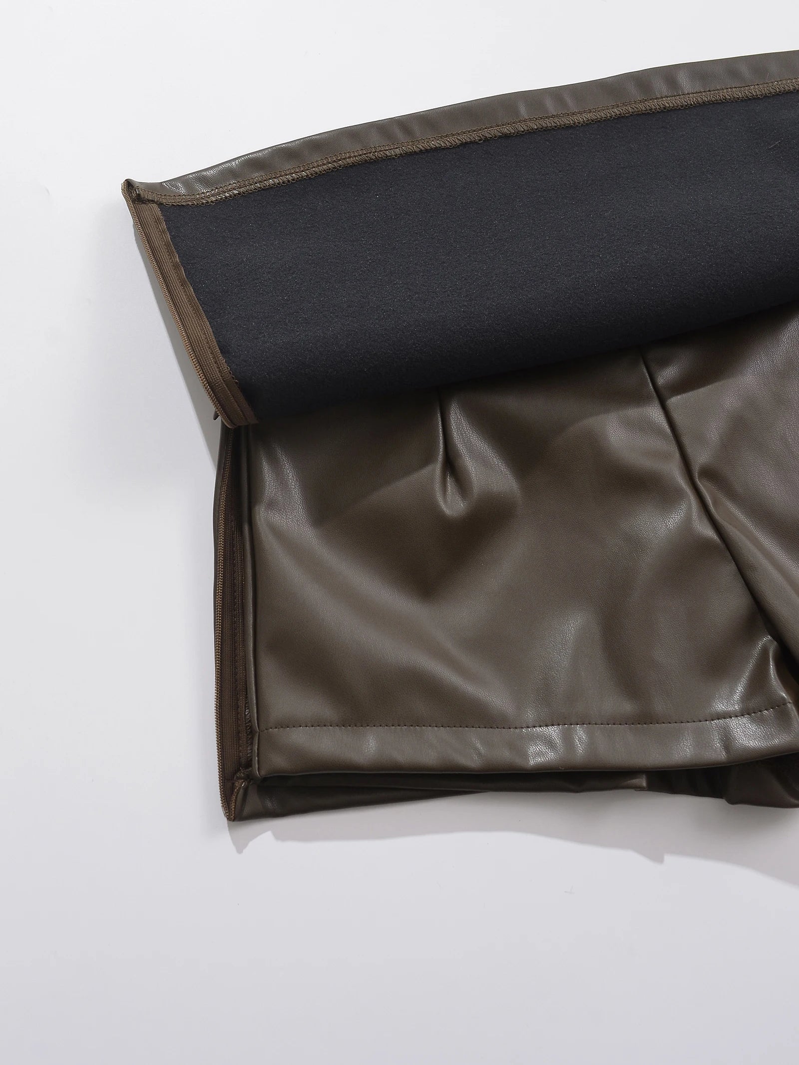 Mini saias pretas elegantes moda coreana saias de couro falso para mulher saias de cintura baixa saia de couro dividido com shorts marrom