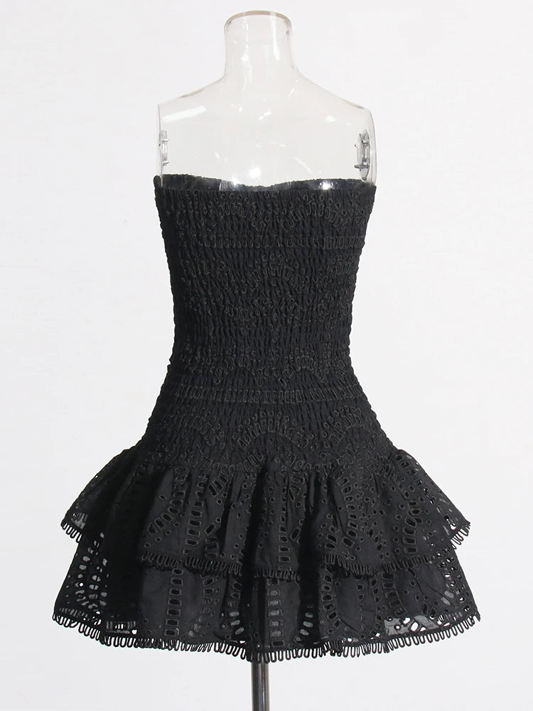 Twotwinstyle retalhos dobras vestidos casuais para mulheres sem alças sem mangas cintura alta oco para fora elegante vestido de emagrecimento feminino