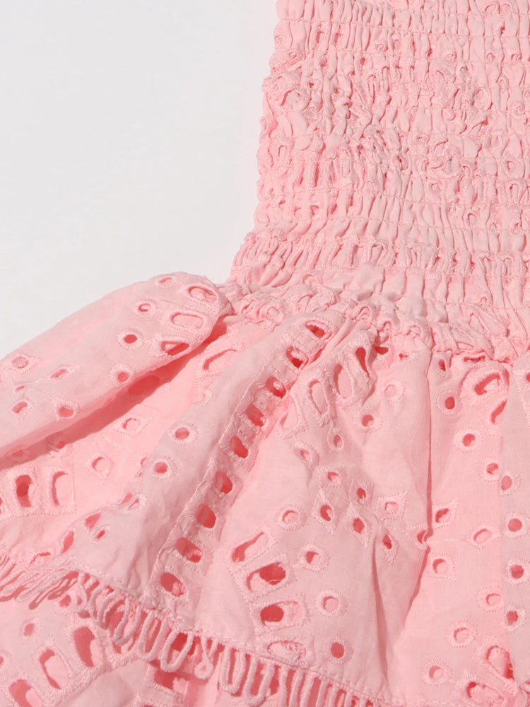 Twotwinstyle retalhos dobras vestidos casuais para mulheres sem alças sem mangas cintura alta oco para fora elegante vestido de emagrecimento feminino
